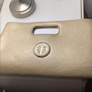 Gold clutch